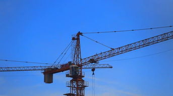 湖南塔吊倒塌事故致2死，5名公職人員被停職調(diào)查，敲響安全生產(chǎn)警鐘